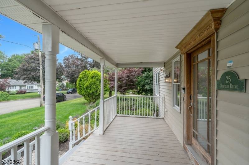 Welcome to this beautiful 3 bedroom, 2.