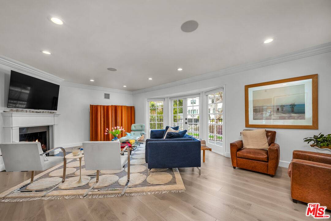 751 Westholme Ave 4BR Westwood La