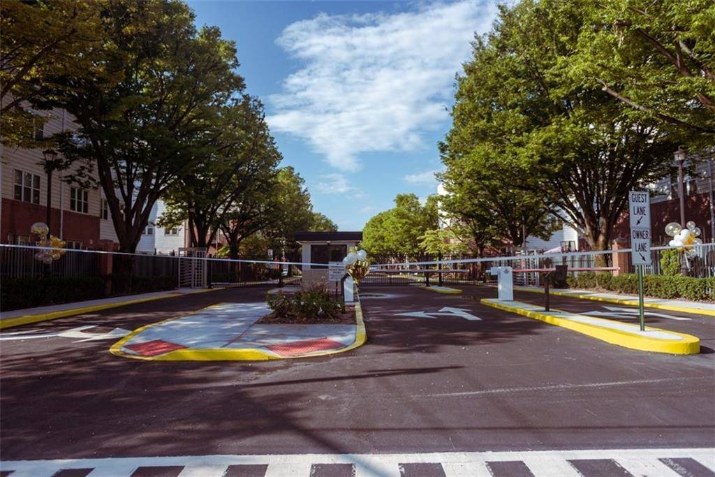 Welcome to Shore Haven community in the Clason Point section of the Bronx !