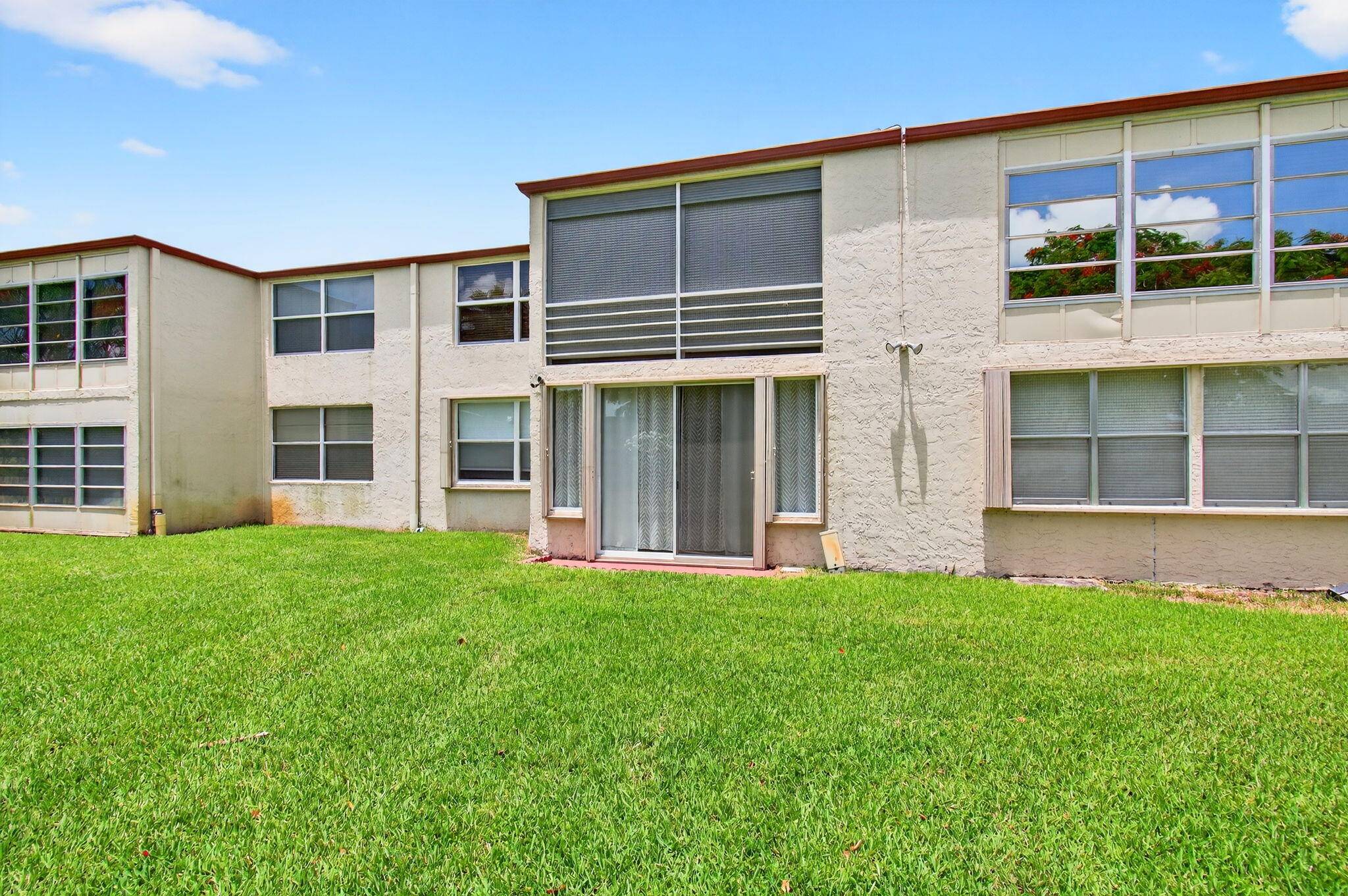 Welcome to carefree living !