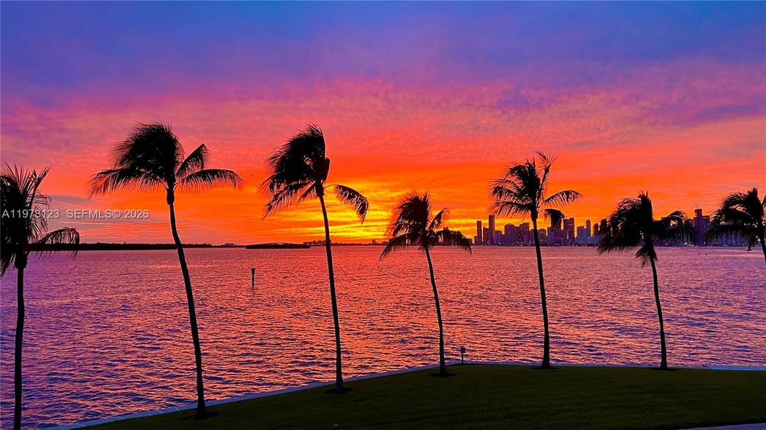Rare Bayview waterfront unit on exclusive Fisher Island with sweeping, unobstructed views of Biscayne Bay and Miami skyline.