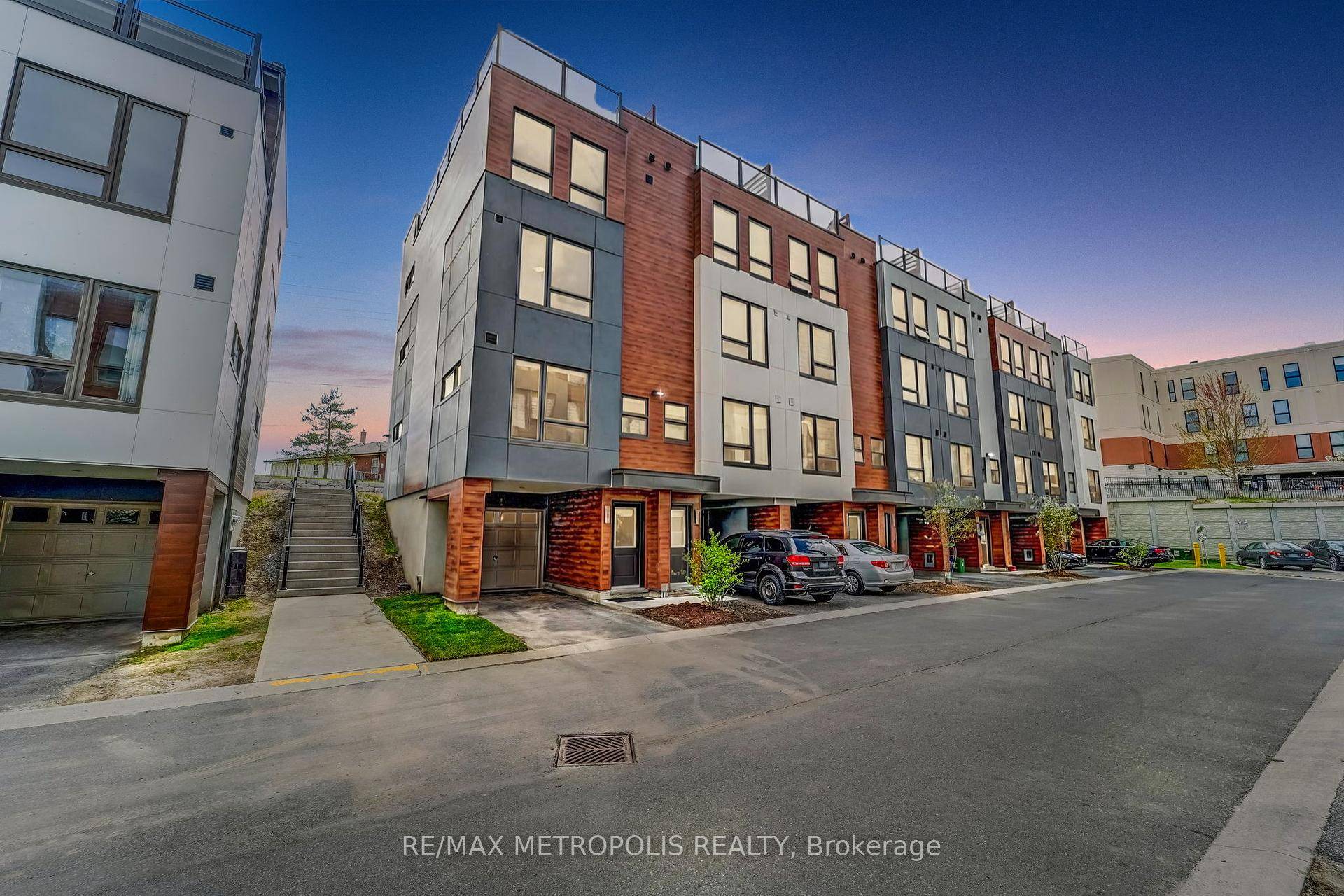 Stunning three storey freehold end unit townhouse in the award winning Ironwood community, recognized as Community of the Year in Durham Region 20202021.
