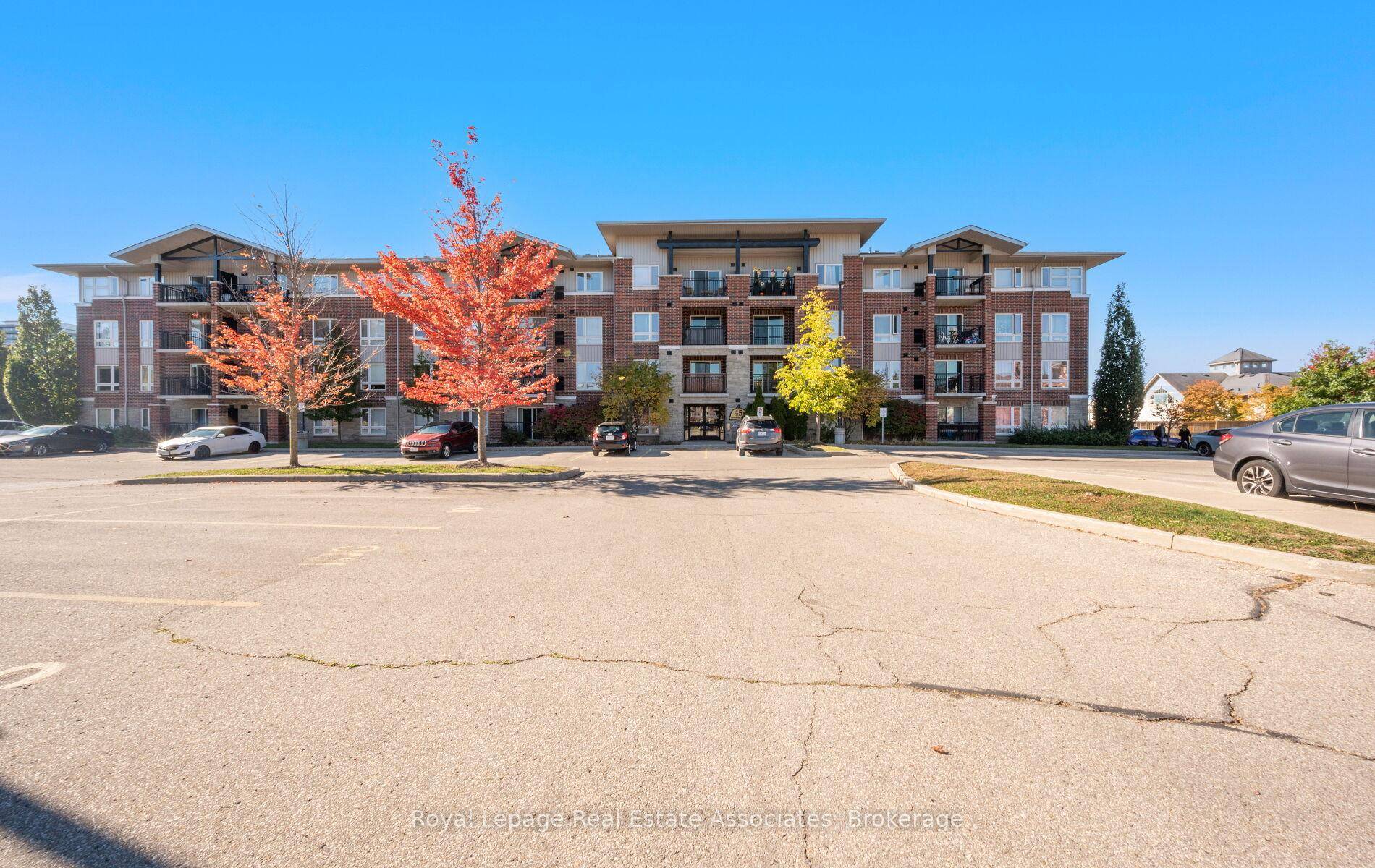 Unbeatable price with low condo fees for this stunning sun filled 1 1 bedroom condo in the desirable South end of Guelph.