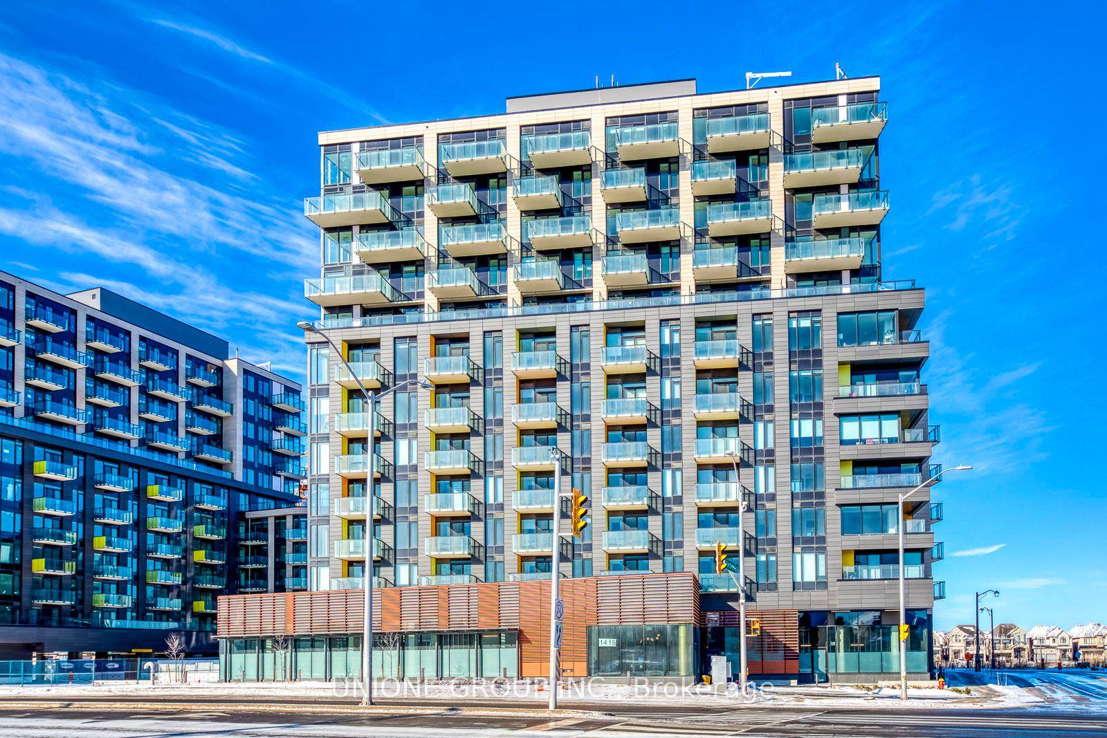 Brand New Luxury Penthouse One Bedroom Plus Den Suite, 583 SQ.