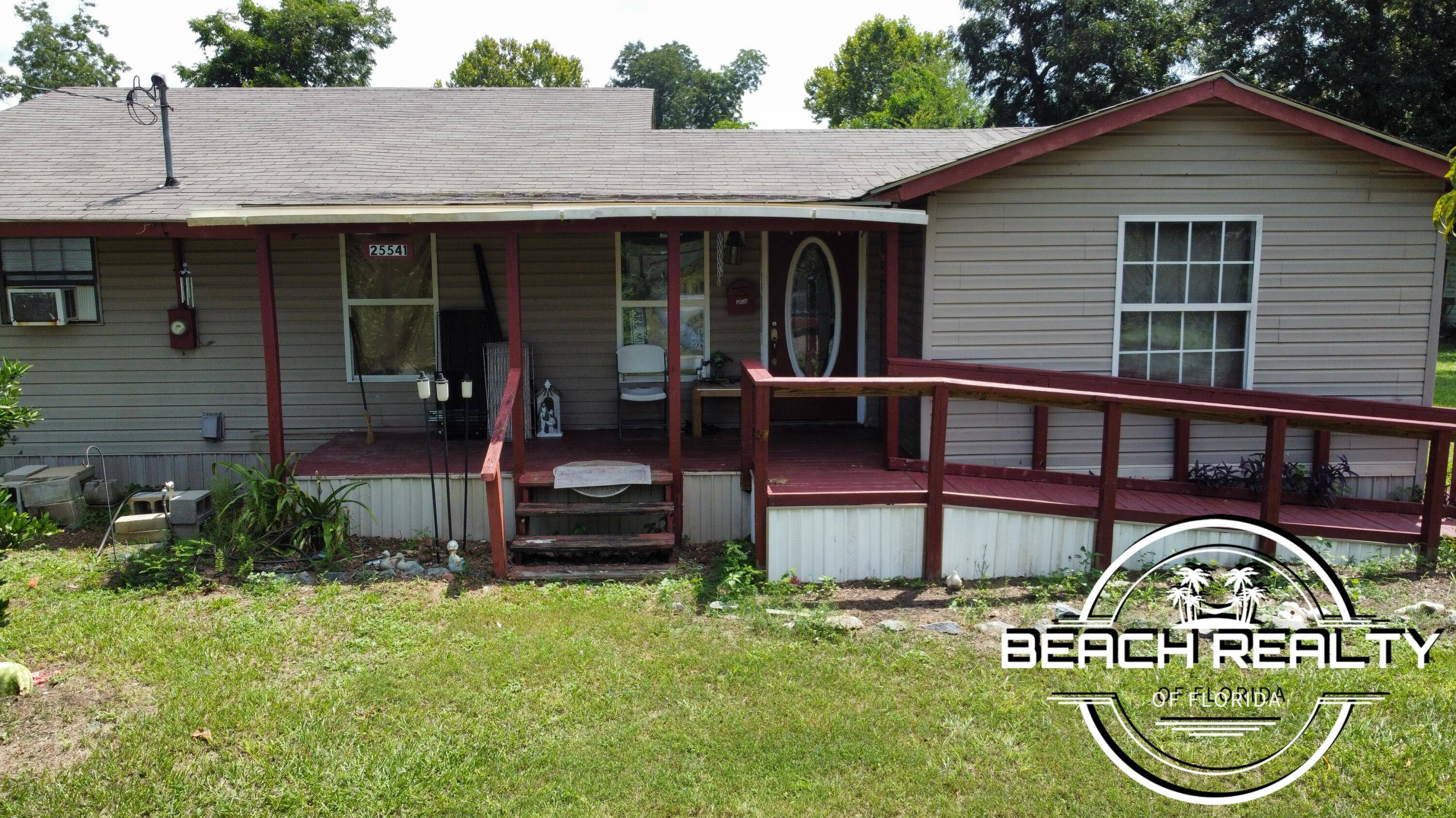 Welcome to 25541 Pennington Street, a delightful 3 bedroom, 2 bath home in the peaceful community of Altha.