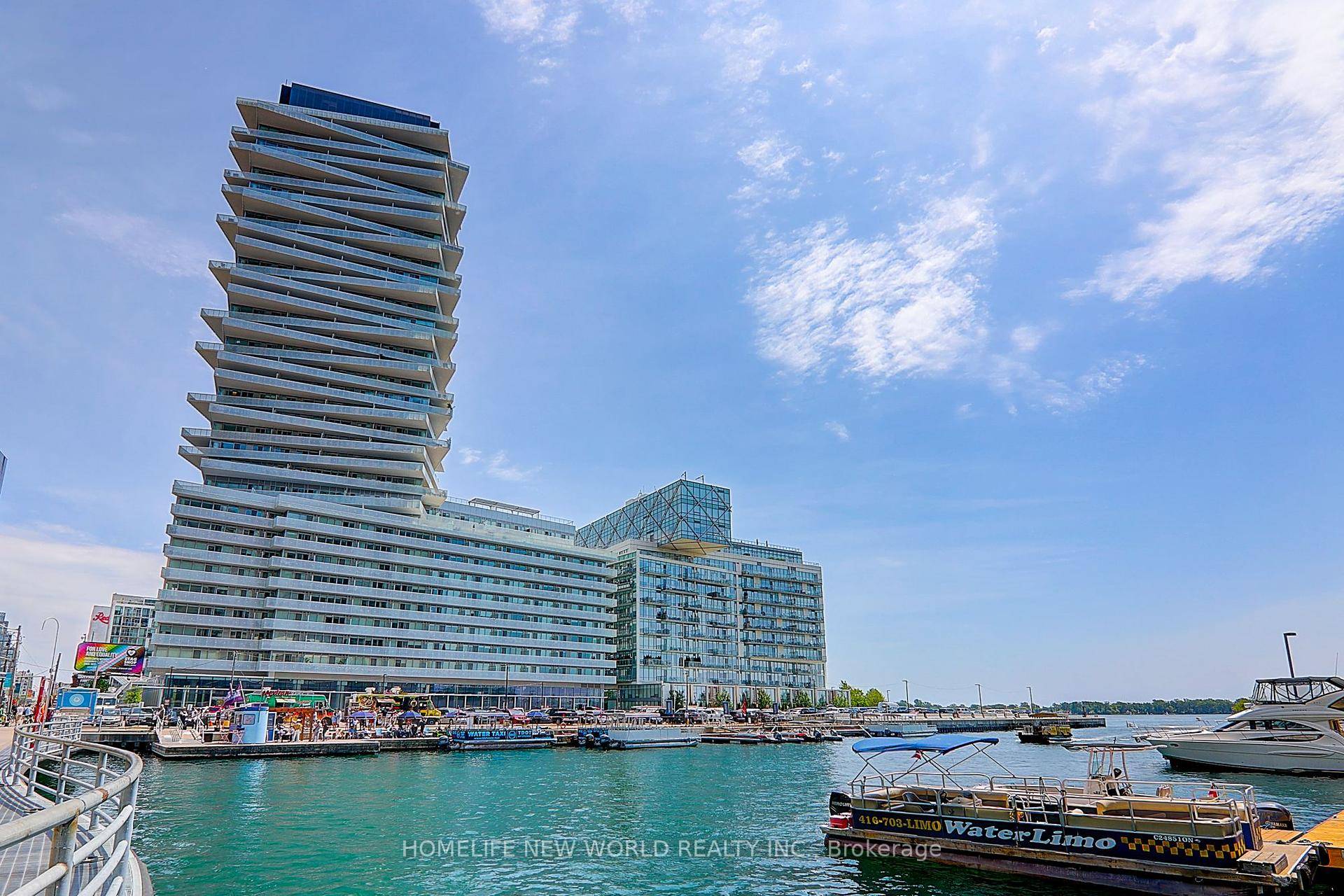 Stunning amp ; Immaculate Downtown 2 Bedroom A Study Unit At The Luxurious Pier 27 Towers.