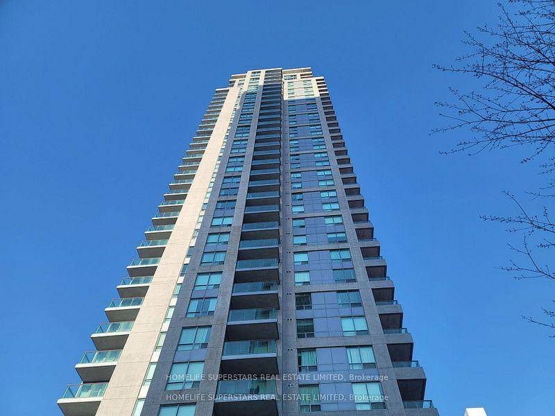 Spacious and Beautiful layout 2 plus 1 Bedroom Den Large Windows in a Sun Filled Unit Great Open Concept Open Balcony with South east views near to Lake and CN ...