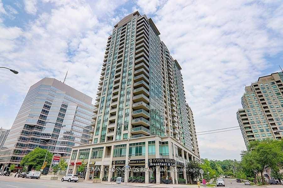 Rarely Offered Sunny Spacious 3 Bedroom 2 Full Bathroom Corner Suite W unobstructed Breath taking South East View Amazing Split Layout W Lots of Privacy Whole Unit Has Been Freshly ...