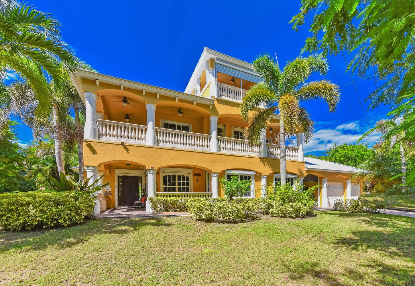 Estate Home with Guest House sitting on a 7.