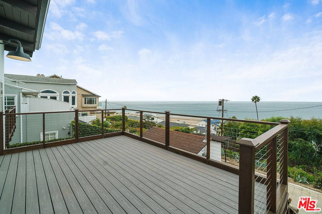 7325   Rindge Ave 4BR Playa Del Rey La