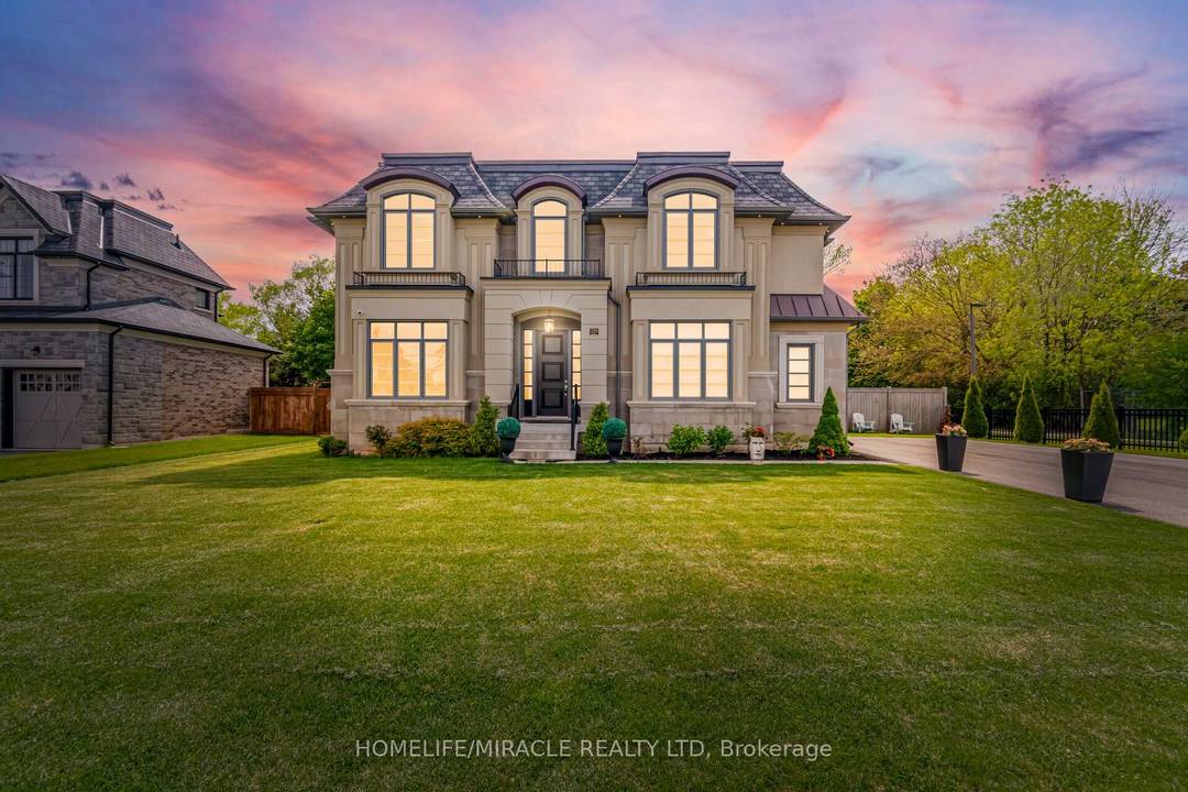 Welcome To 225 Prince George Crescent, A Spectacular Custom Built Luxury Home Nestled In One Of South Oakville's Most Prestigious Lakeside Communities.