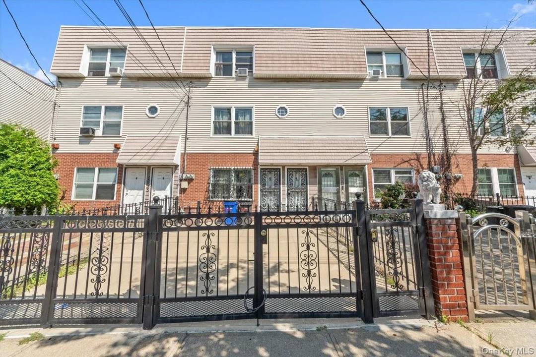 Move in ready two family home in the Castle Hill section of the Bronx this home has a three bed, two and a half bath duplex over a two bed ...