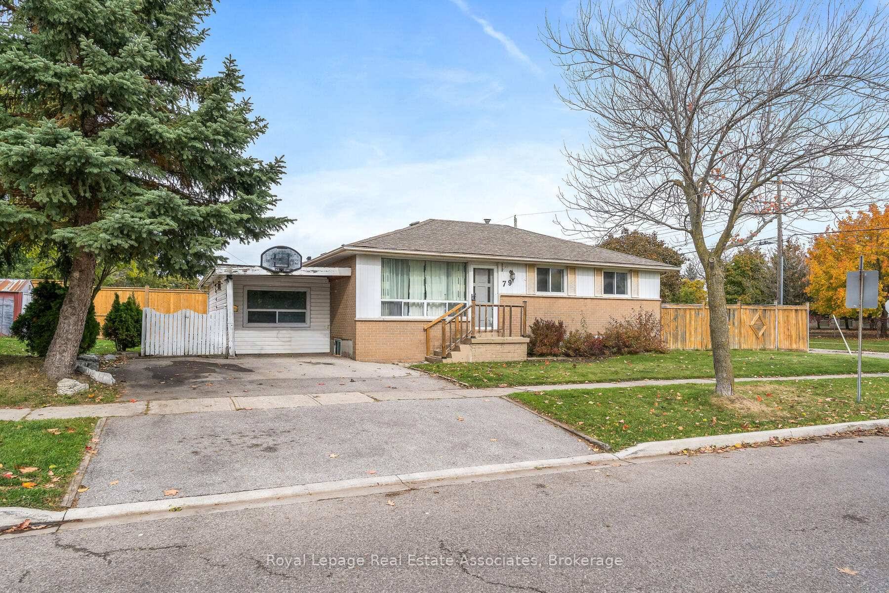 Step inside a bright detached bungalow in family friendly neighborhood in Georgetown.