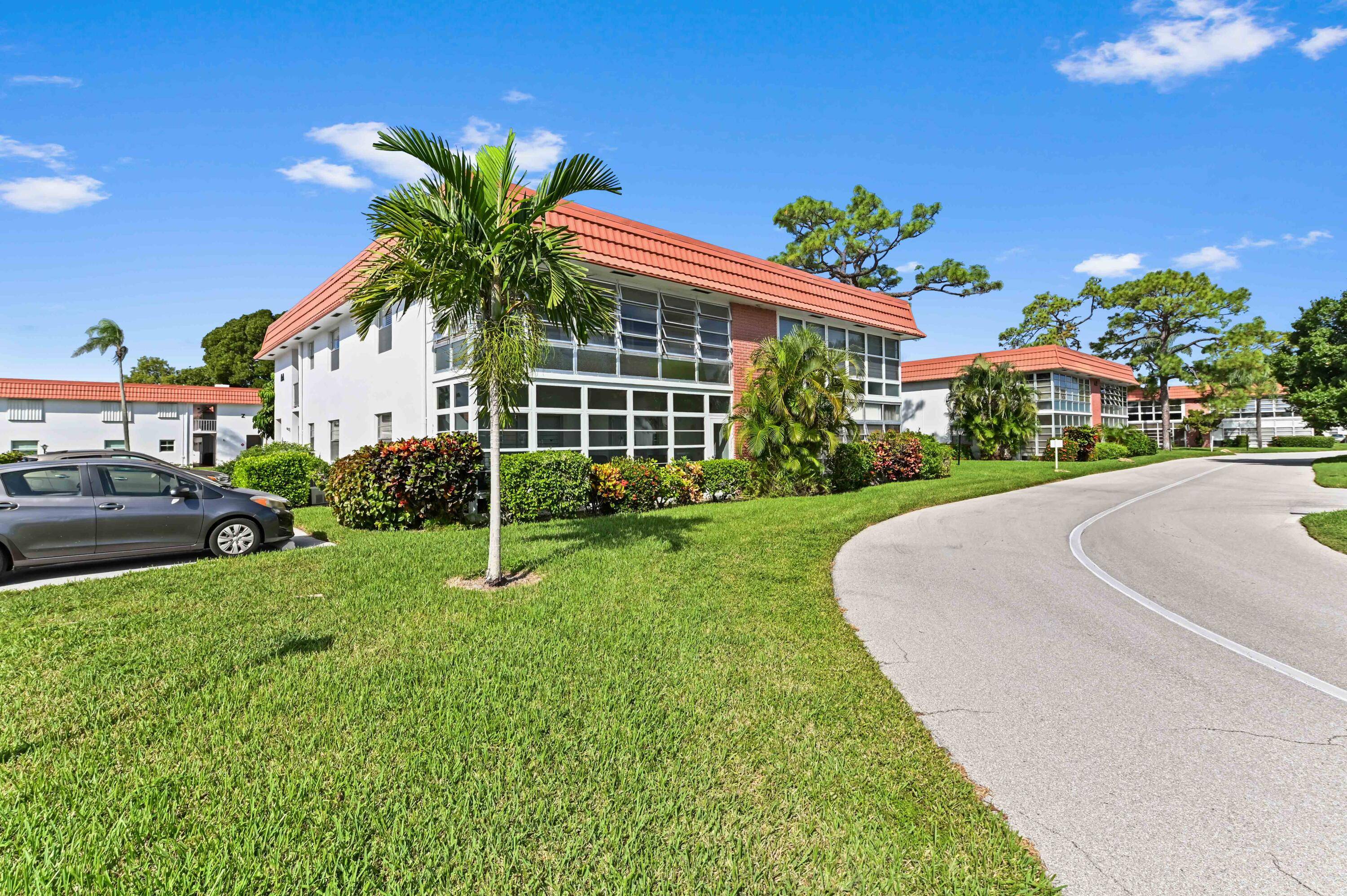Welcome to Vista Pines Condominiums, a desirable 55 community offering comfort and convenience in a vibrant setting.