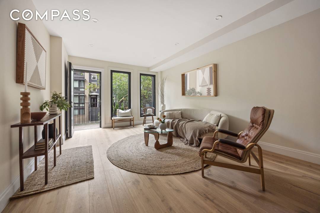 Sophisticated floor through with private entrance in the Heart of Boerum Hill with Private Outdoor Oasis Unit 2 354 Dean Street Boutique New Construction Condominium This is Brooklyn living at ...