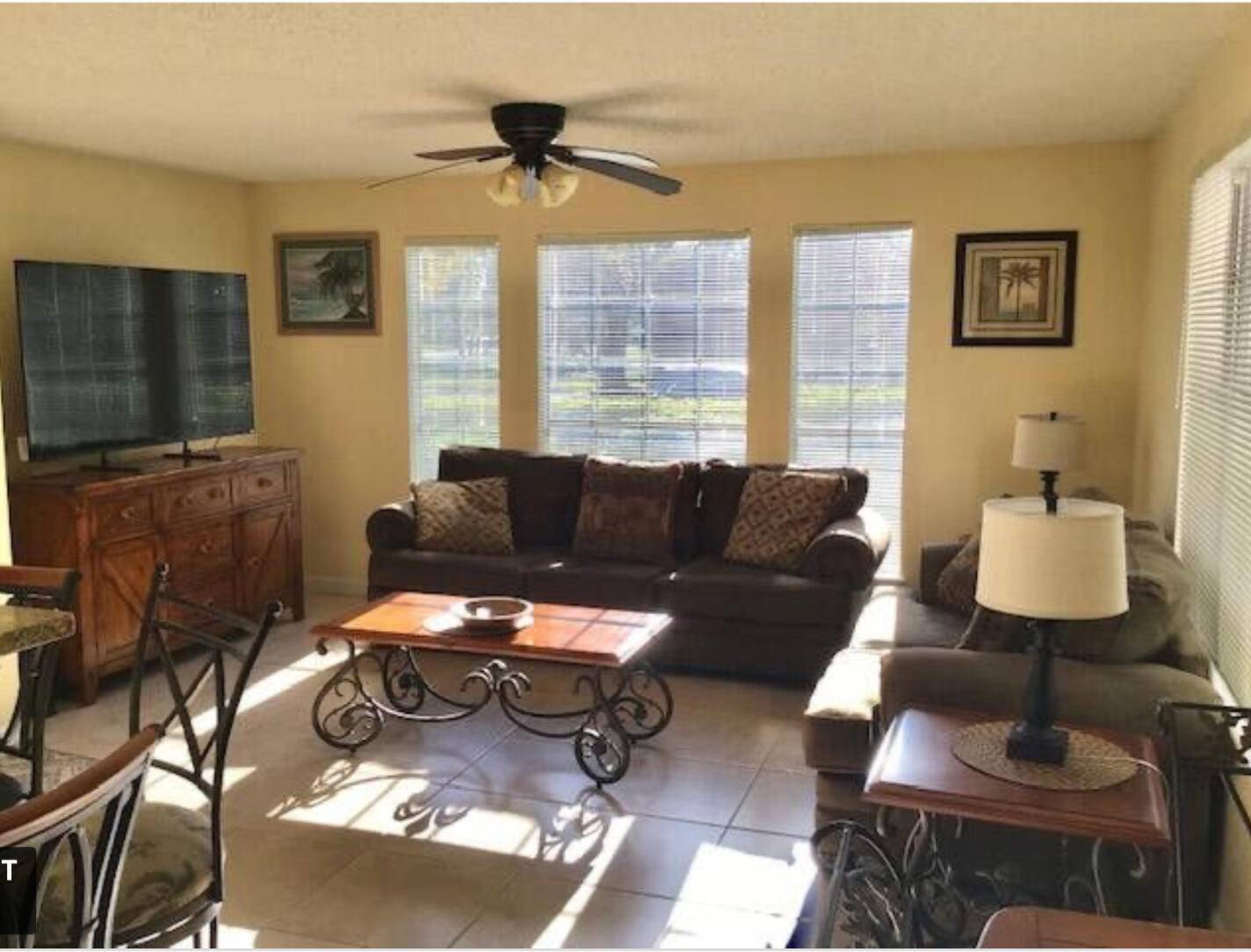 2 BED 2 BATH FIRST FLOOR UNIT SITUATED IN GATED DELRAY BEACH COMMUNITY6 OVERLOOKING LAKE WITH FOUNTAIN VIEWS FROM YOUR PRIVATE COVERED PATIO.