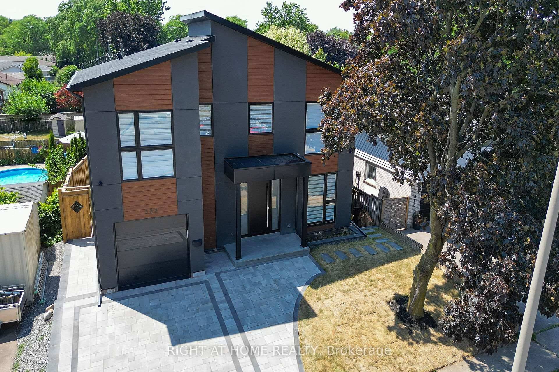 Welcome to One of the Best Upgraded, luxurious and Functional Homes in Desirable Roseland area in Burlington.