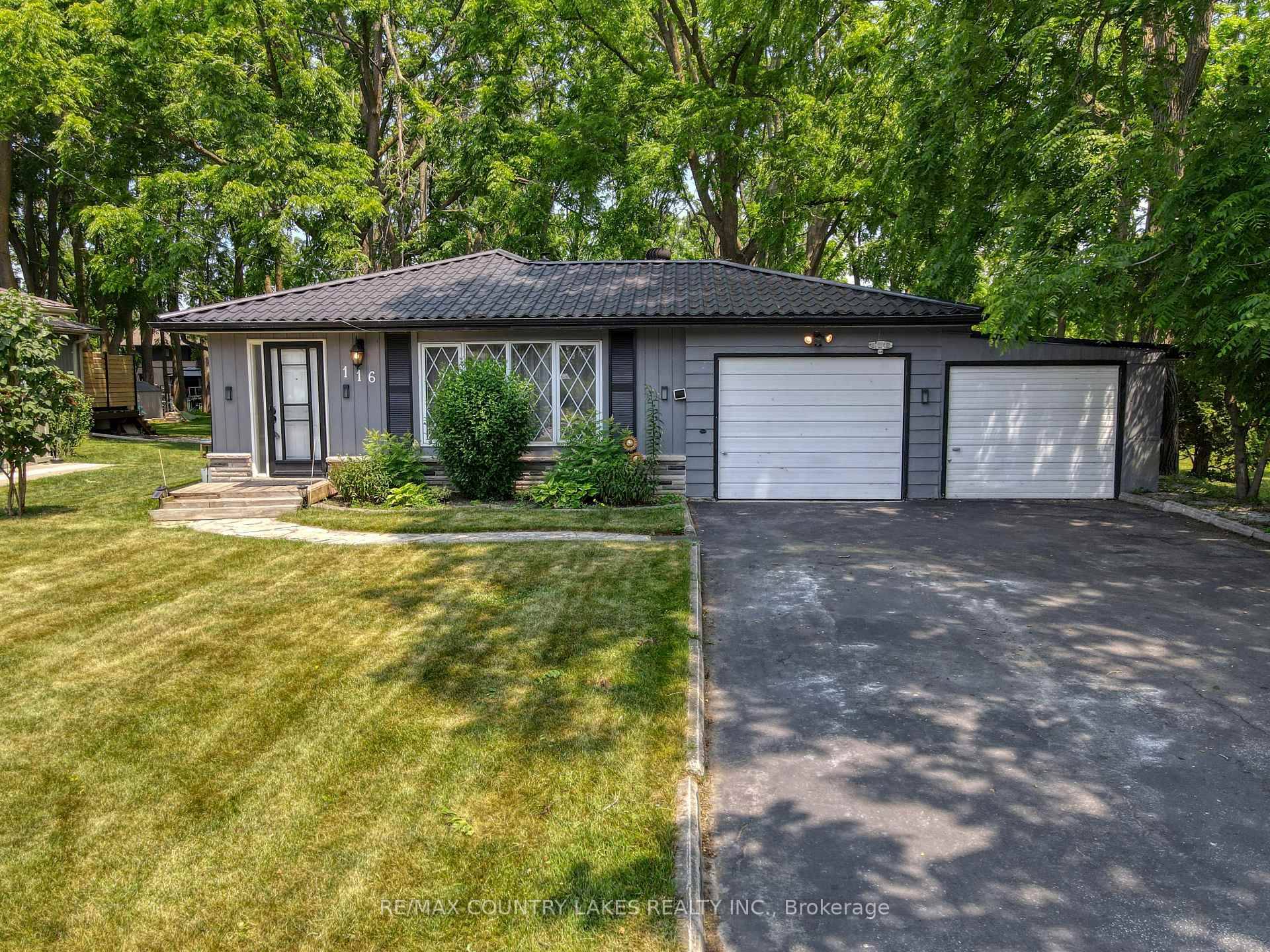Situated in a Highly Desired Waterfront Neighborhood on the Shores of Beautiful Lake Simcoe This Great Family Home is Ready for Your Finishing Touches !