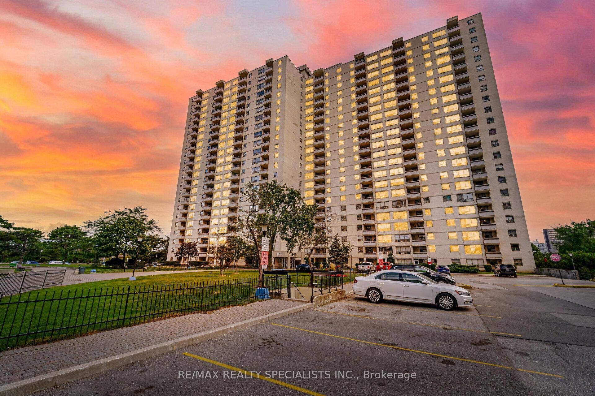 Welcome to this beautiful, sun filled, carpet free condo in prime Etobicoke !