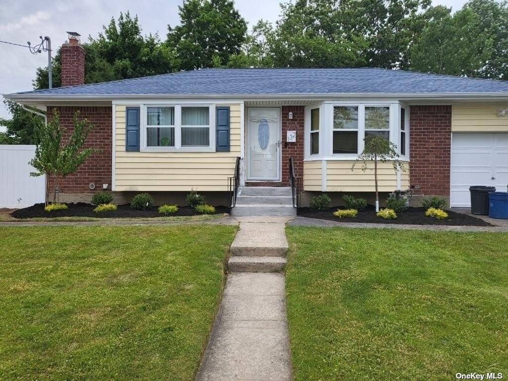 Beautiful 3 Bedroom Ranch With Well Maintained Front Lawn And Backyard ; Central Air Conditioning ; Updated Kitchen and Bathroom.