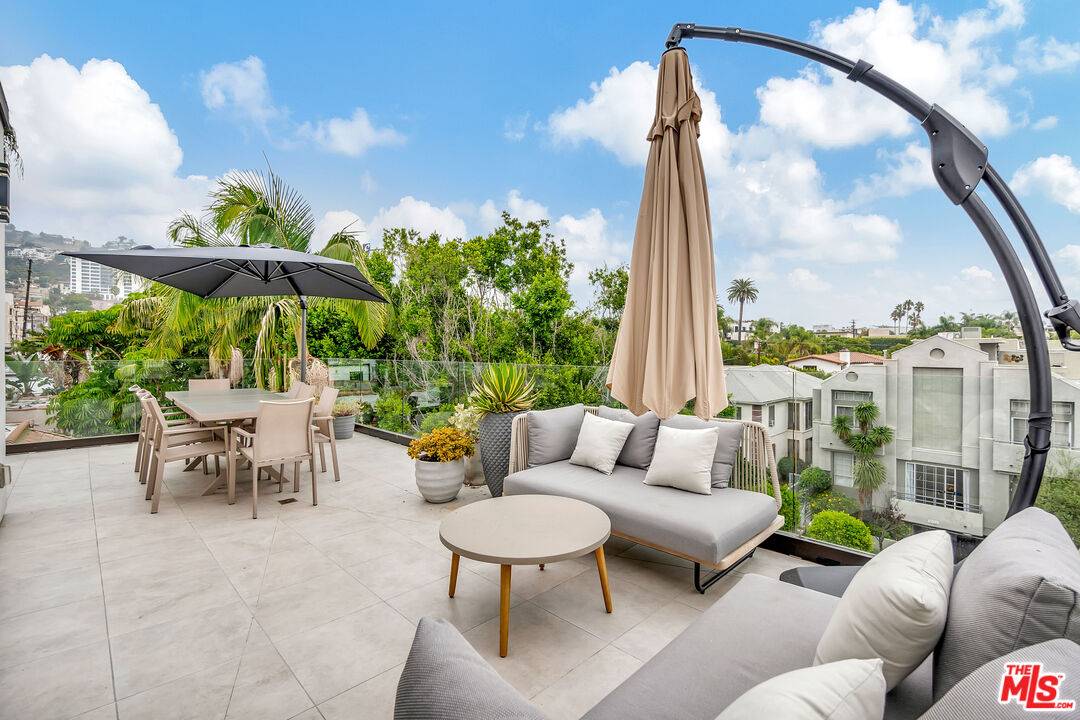 1017 N Croft Ave 3BR Sunset Strip La