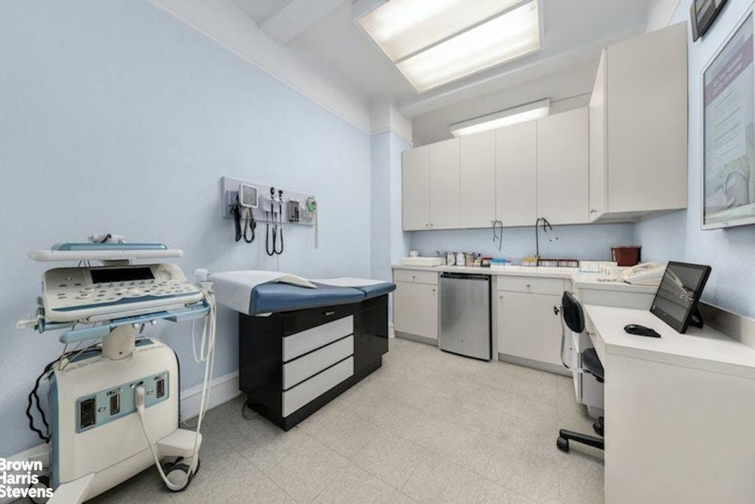 Welcome to 885 Park Ave, suite 1A, ideally located at the corner of Park Avenue and 78th St in a full service, white glove building.