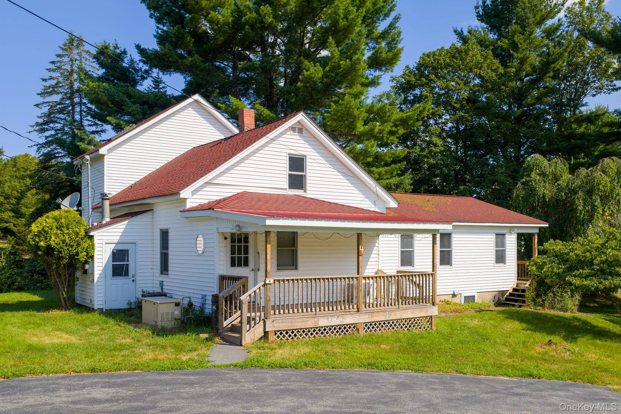 Charming Farmhouse Retreat in Neversink, NY with low Taxes Near Neversink Reservoir amp ; State Land Welcome to this unique and beautifully updated farmhouse, nestled in the peaceful town of ...