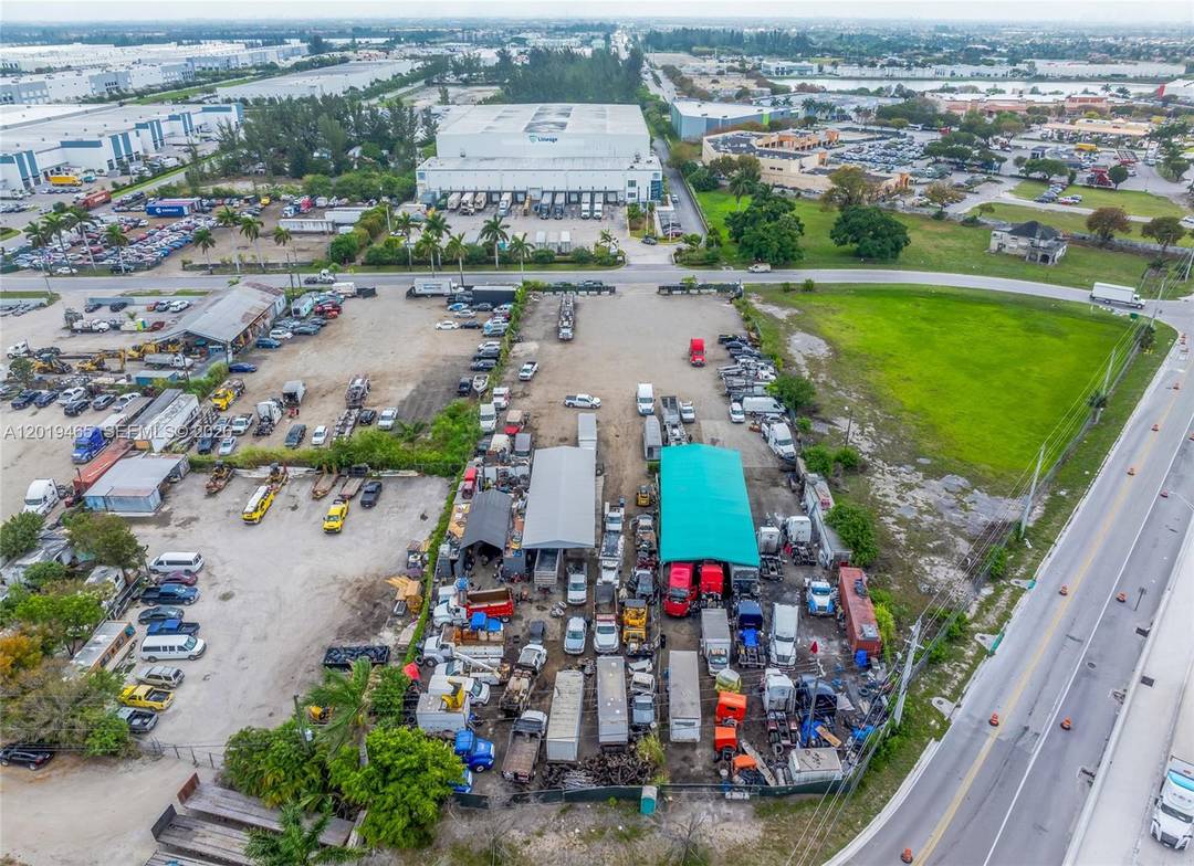 Located on NW 112th Avenue, this industrial land presents a rare covered land play opportunity in Hialeah Gardens.