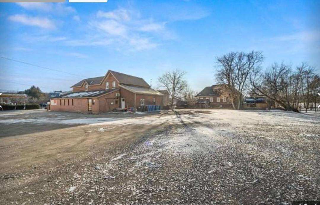 Prime Caledon East Commercial Location WIth lots of residential amp ; commercial development, Rarely Offered Presently having piSza store, salon A Dog Grooming Business Prime Caledon EastCommercial Location With Future ...