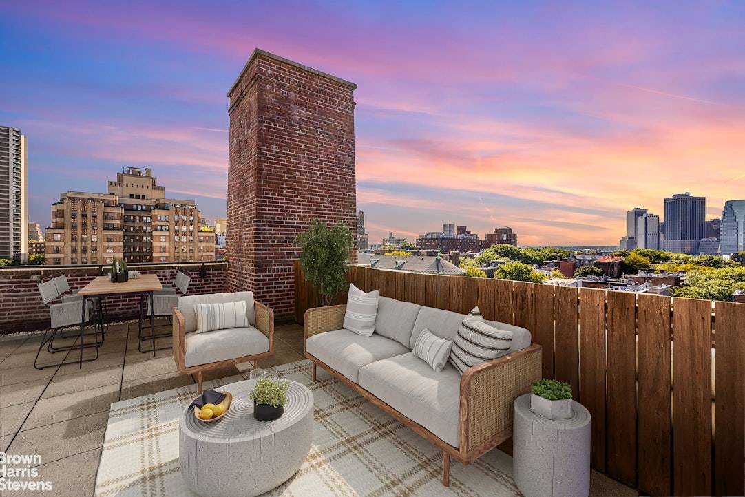 Mesmerizing Manhattan and Brooklyn Bridge views like you've never seen them.