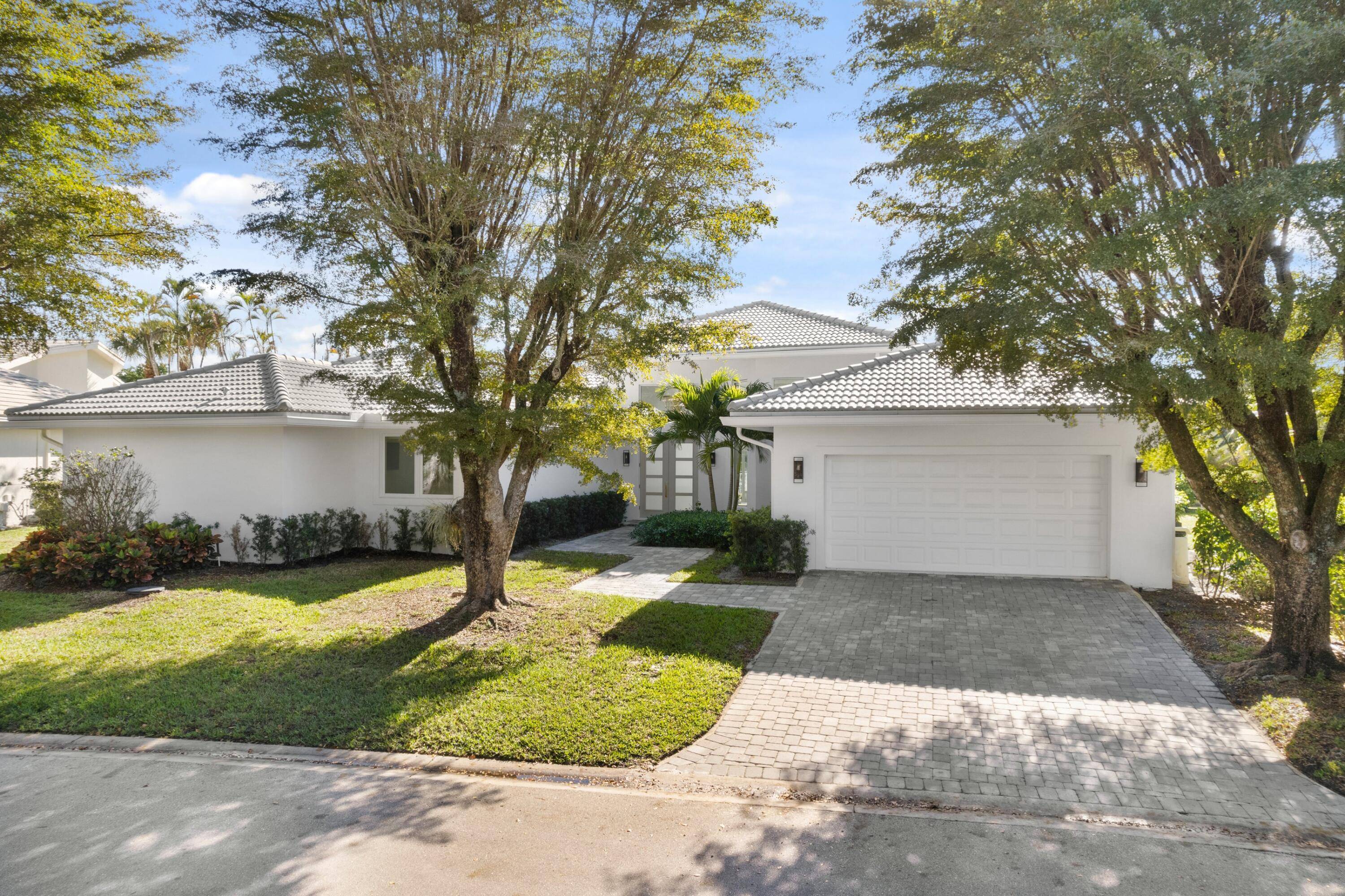 Stunning fully renovated 4 bedroom, 4 bathroom home in the prestigious Palm Beach Polo and Country Club.