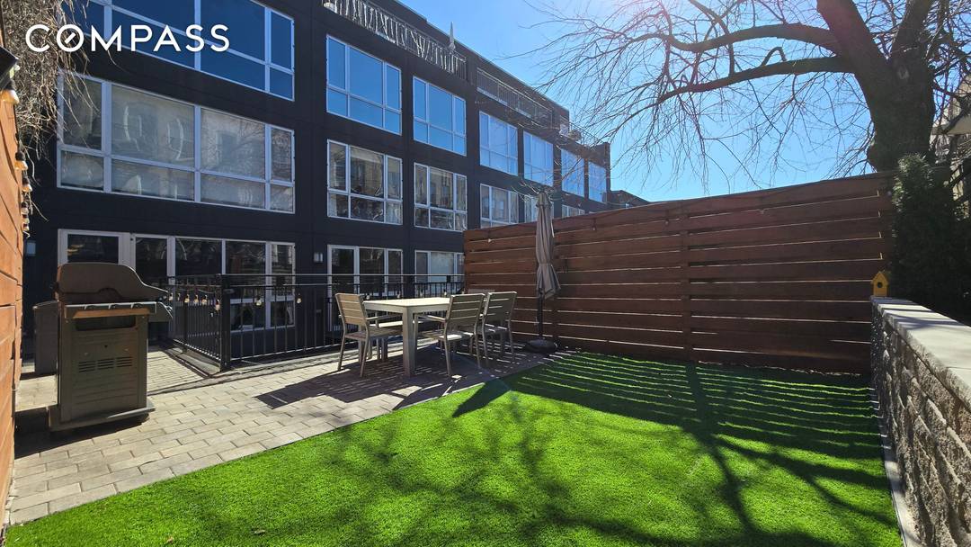 309 Cooper Street is a boutique condominium situated in a vibrant Bushwick location, on a beautiful tree lined street just minutes from the Halsey L train stop.