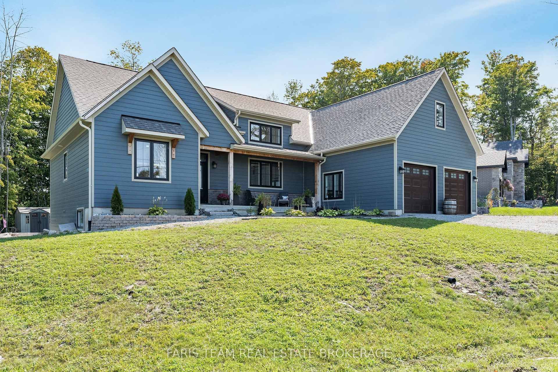 Top 5 Reasons You Will Love This Home 1 Beautifully designed, newly built home providing a turn key solution for a potential buyer 2 Spacious open concept kitchen, living room, ...