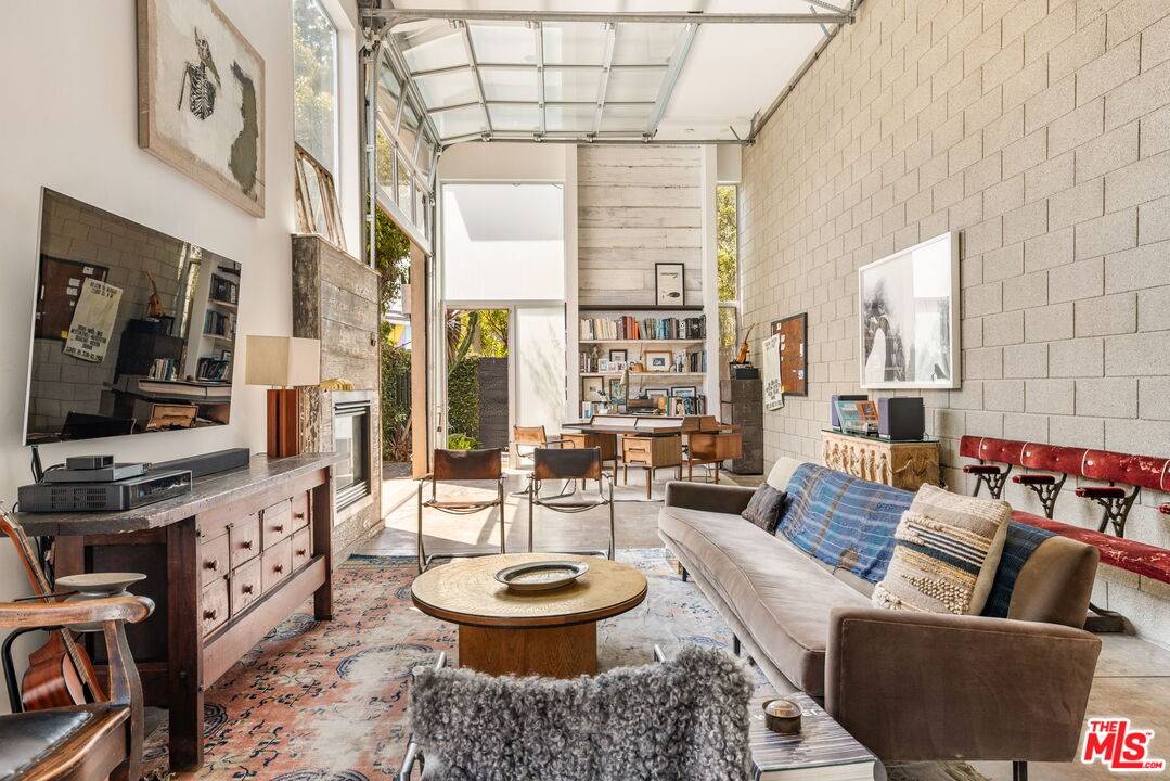 1628   Electric Ave 2BR Marina Del Rey La