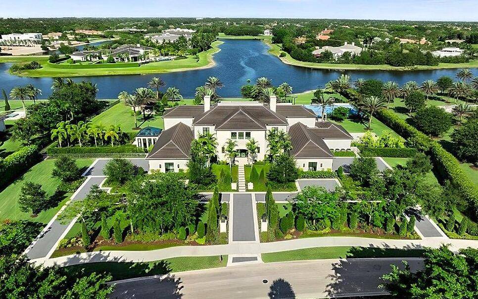 La Maison Blanche The Pinnacle of Lakefront Luxury ; Stone Creek Ranch, Delray BeachWelcome to La Maison Blanche, a rare architectural triumph that redefines estate living in Stone Creek Ranch ...