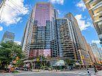Live in Sought After 1001 Bay in this fantastic Junior 1 Bedroom Suite !