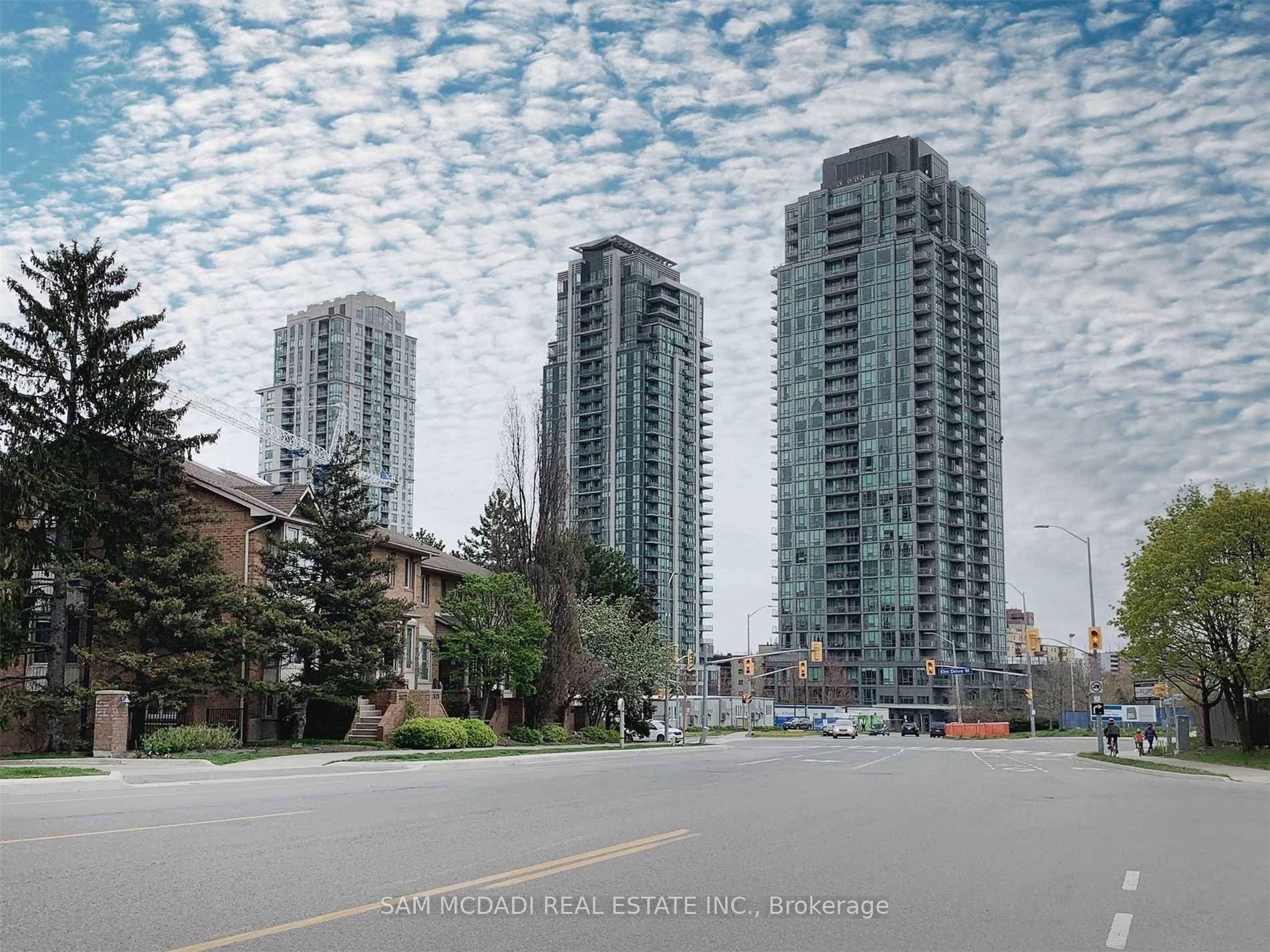 Spectacular And Modern Sun Filled Condo Centrally Located With Close Proximity To Square One Mall, Square One Bus Terminal, Schools, Public Transit, Close To Cooksville Go Station.