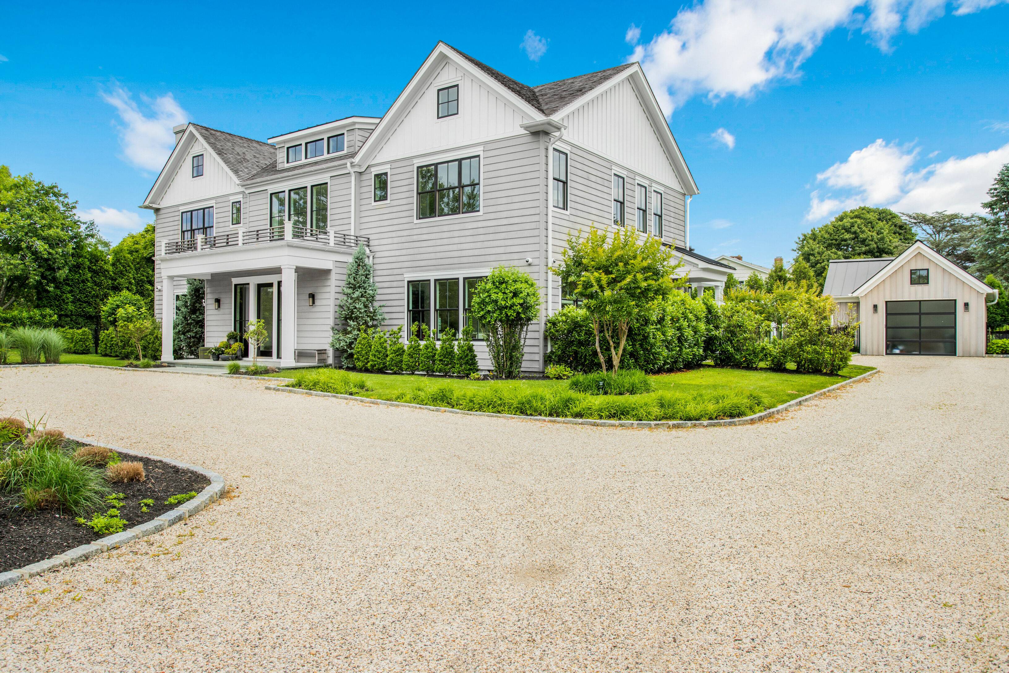 Large  7 bedroom Village Home