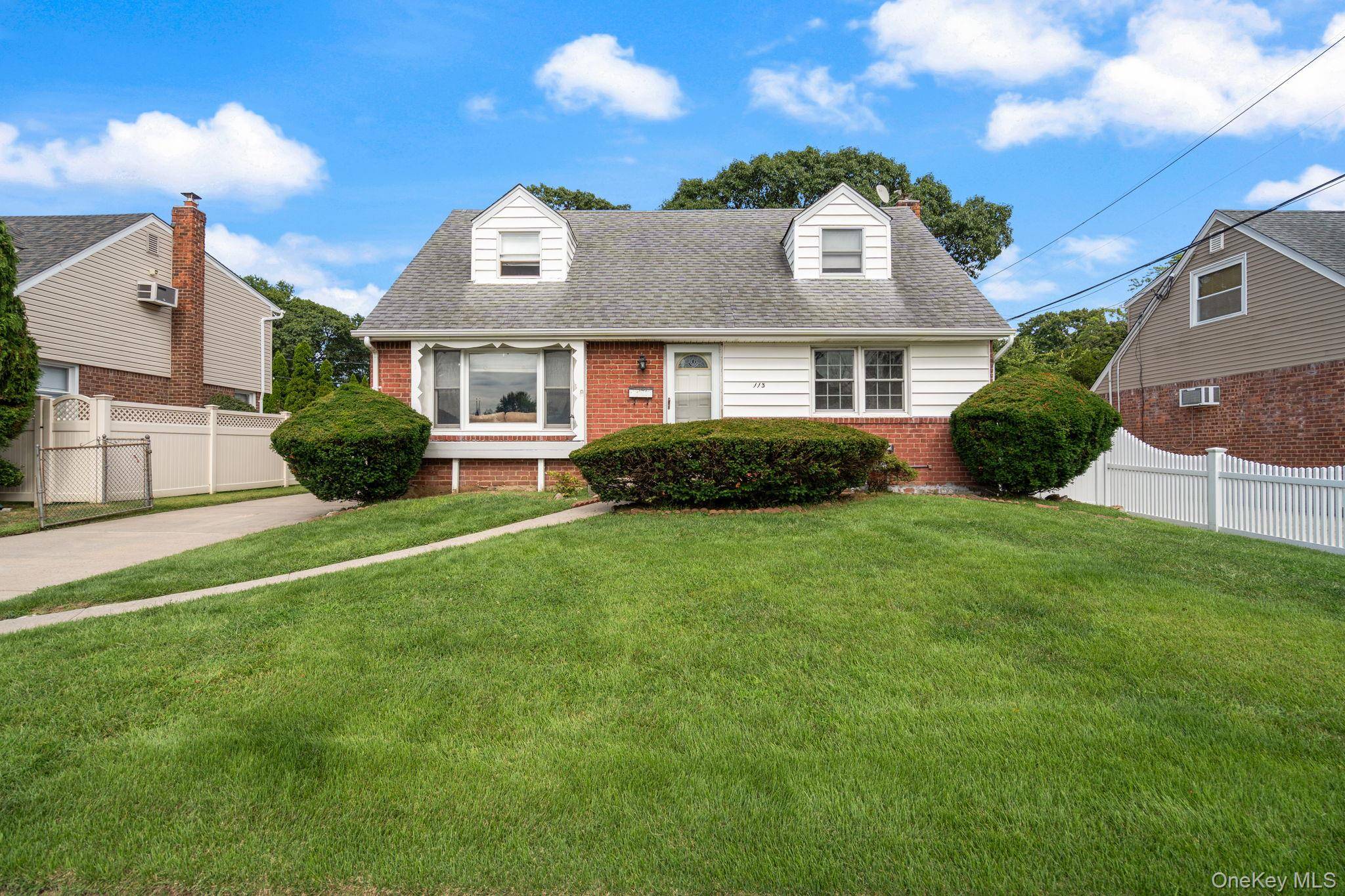Location, Location, Location The Perfect Family Home !