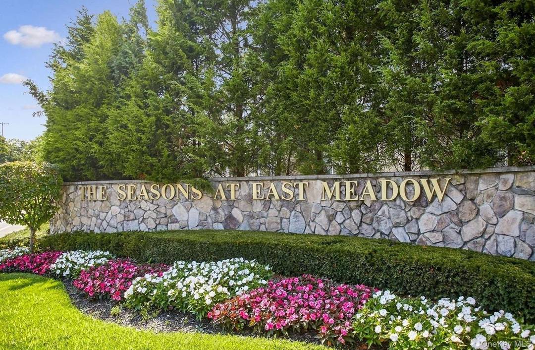 Comfort amp ; Style in a Welcoming 55 Community Discover a home designed for both ease and enjoyment in this spacious 2 bedroom, 2 bath upper level condo with a ...