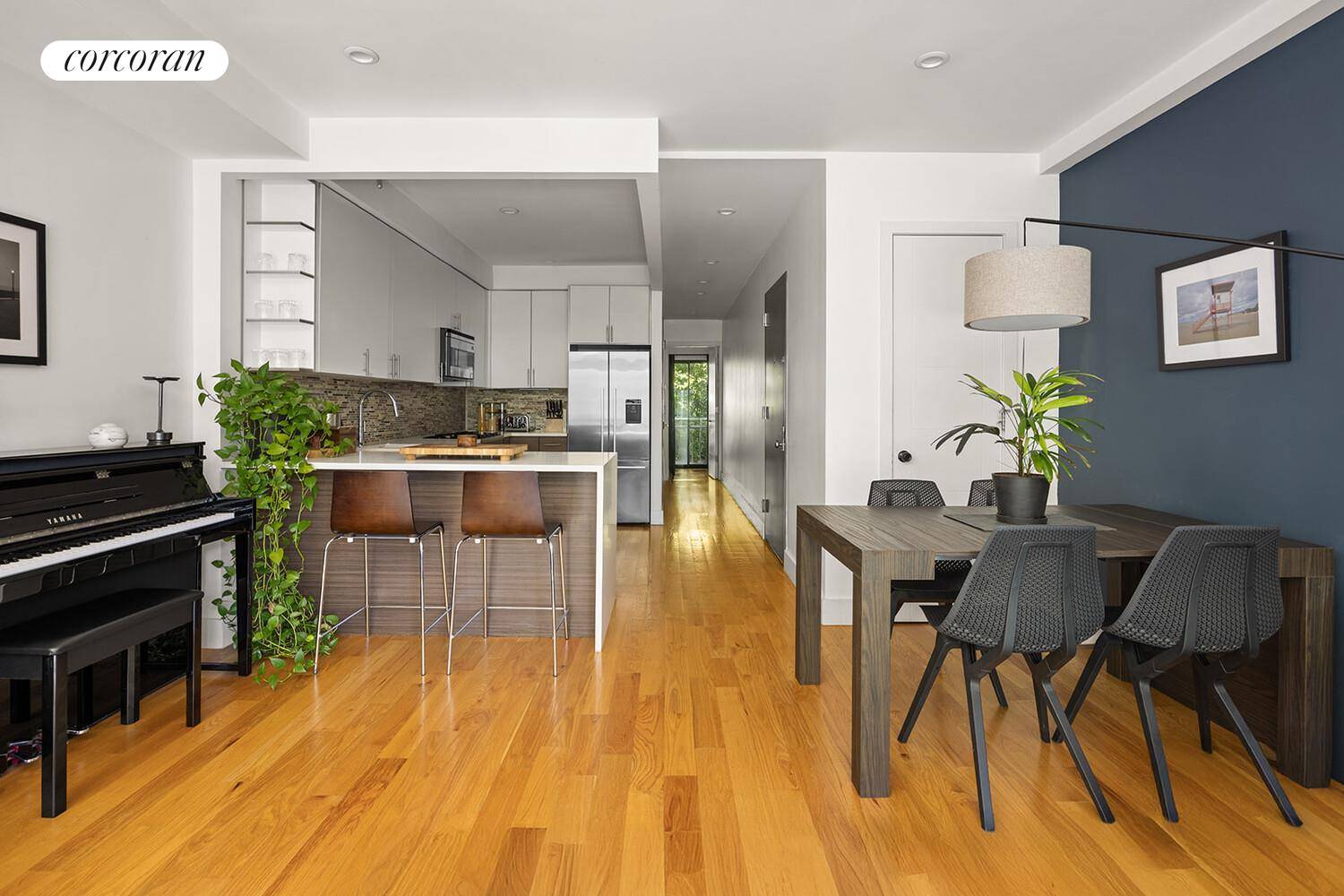 Open House Sunday 9 14 from 11 30am 12 30pm Are you looking for a pristine, sunny home that offers coveted modern amenities and private outdoor space ?
