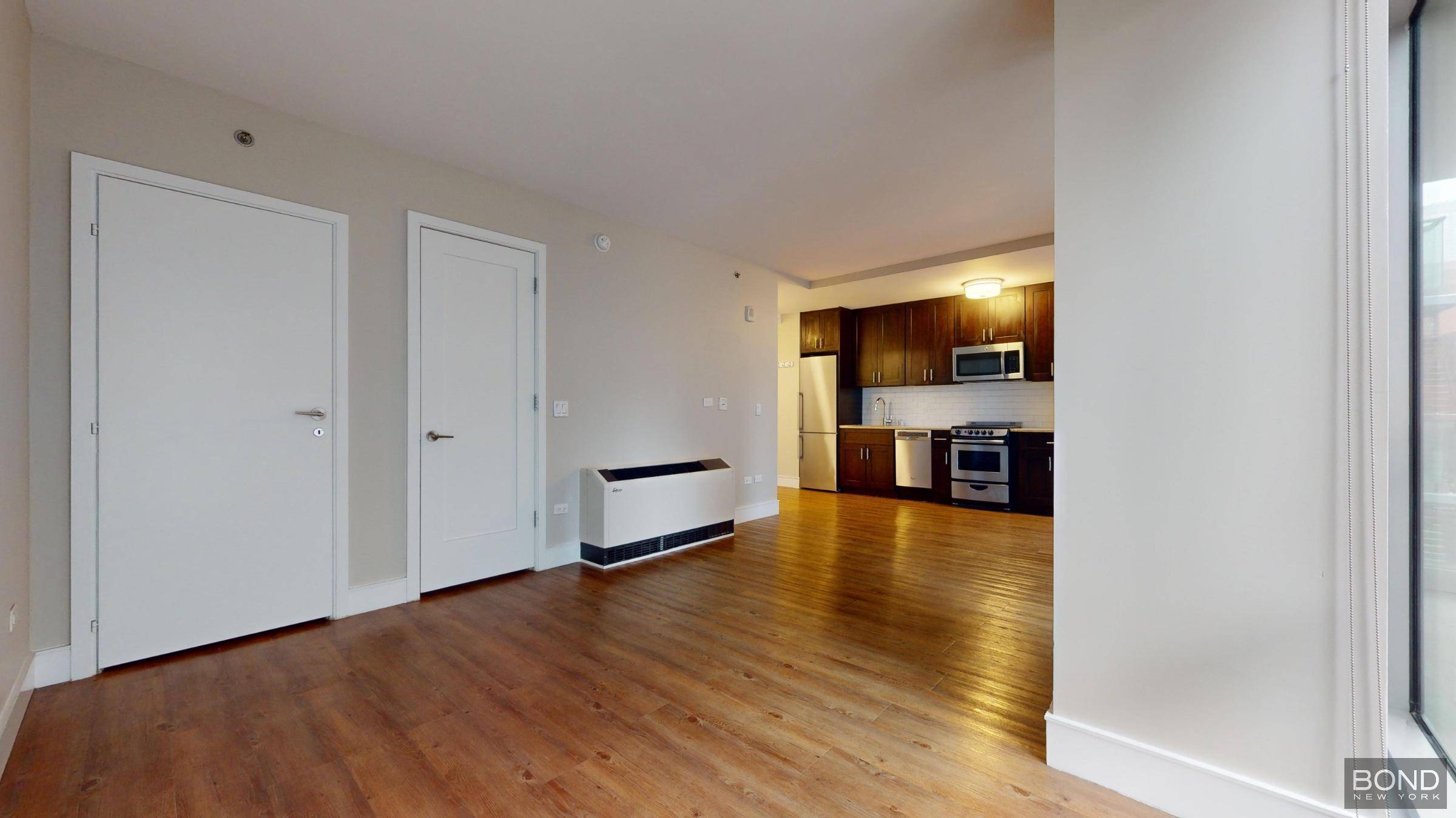Amazing studio with a balcony in the heart of Murray Hill !