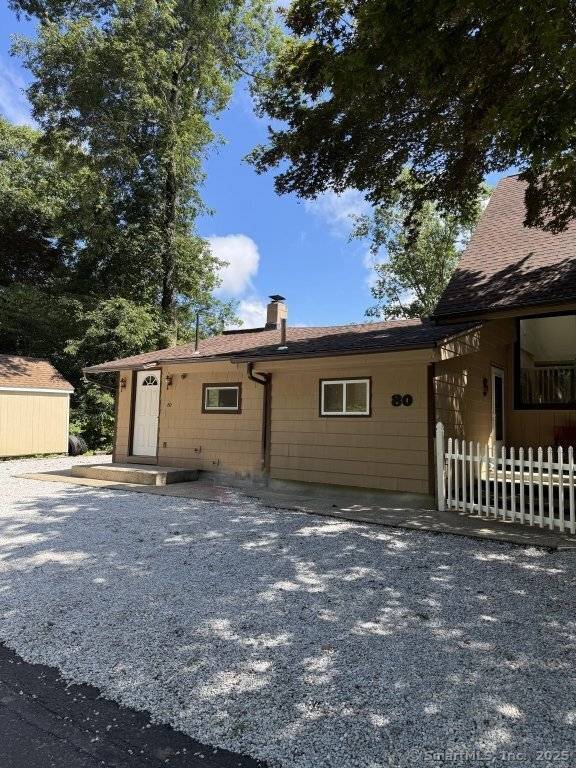 1994 sqft Single family Colonial Built in 1923 and added onto in the 80s Multiple Decks and a boat dock right on lake Housatonic in Shelton Ct.