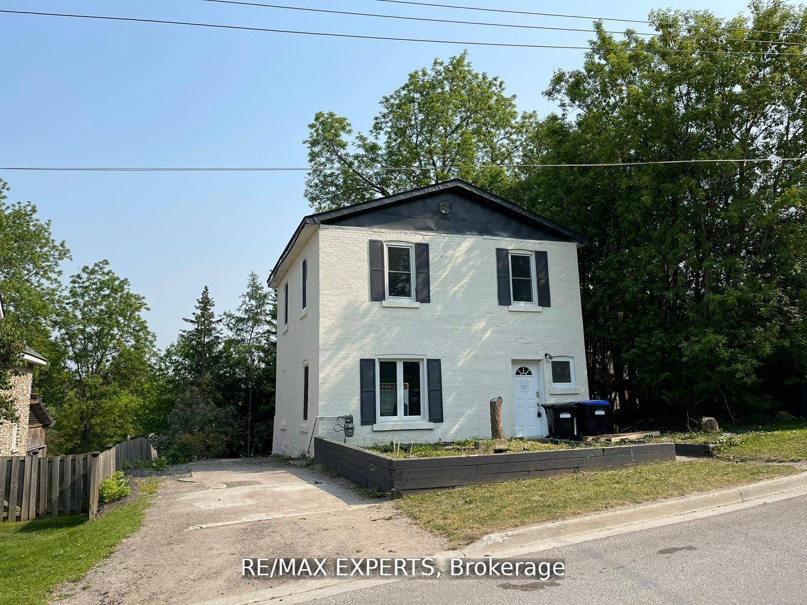 Welcome to This Stunning Fully Renovated Residence Nestled in One of the Area's Most Prestigious and Sought after Communities.