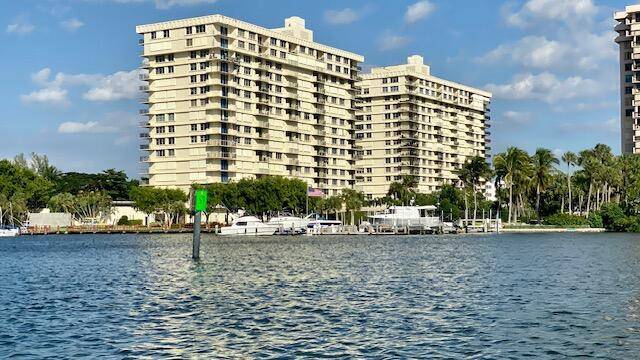 Spectacular views from this bright cheerful condominium home in clean luxurious Boca Towers.