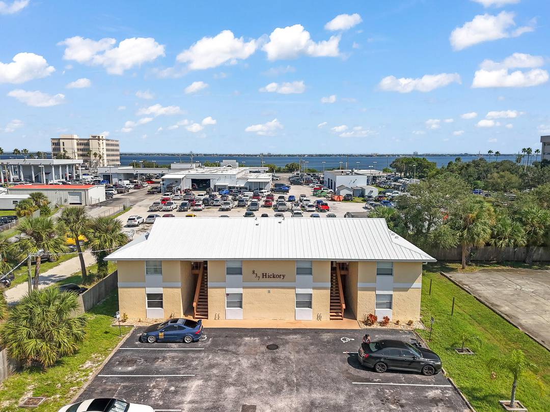 Turnkey 8 Unit Multifamily Investment Prime Melbourne, FL Location 5 CAPDiscover a high performing 8 unit multifamily CBS building offering stable income and modern upgrades in a strong Space Coast ...
