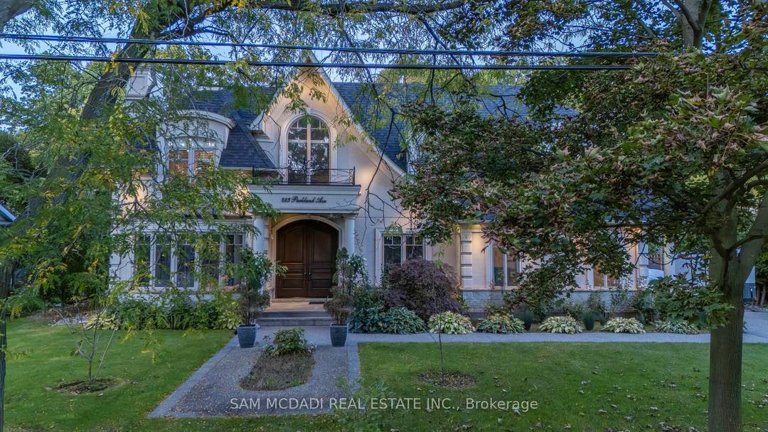 Surrounded by nature and prestige, this remarkable residence sits steps away from Rattray Marsh trails, Lake Ontario, and beloved local gems like Jack Darling Park and Meadow Wood Park.