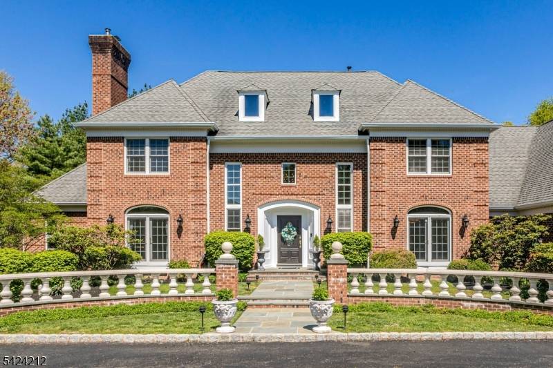 Sophisticated yet welcoming, grand yet livable, this is luxury without compromise.