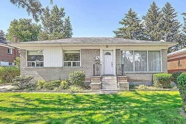Great Opportunity, Beautiful Upgraded Stunning Home, W 60 Feet Frontage.