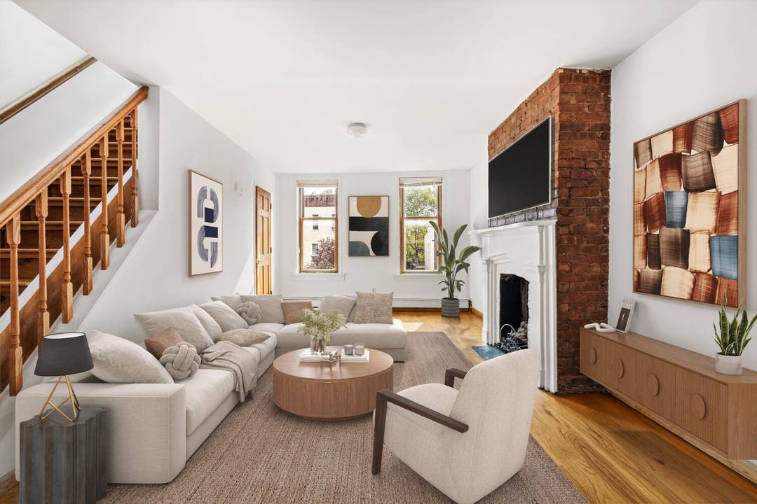 This charming and versatile two family townhouse sits in the heart of Park Slope and offers endless potential whether as a primary residence with income opportunity, a multi generational home, ...